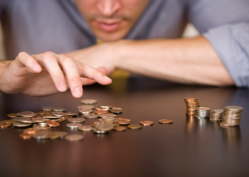 ايليا جراشينكوف: لا توجد في روسيا طبقة متوسطة