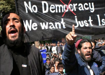 الديموقراطية عندنا