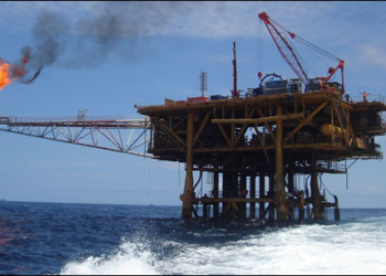 هل يخرج التنقيب عن الغاز لبنان من أزماته؟