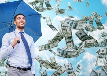 الحصول على ربح سهل هو خدعة: لماذا يؤمن بعضنا بالهرم المالي؟