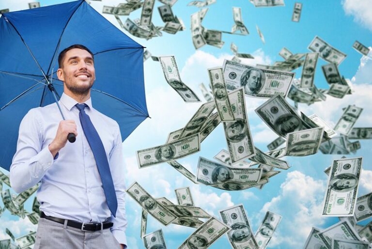 الحصول على ربح سهل هو خدعة: لماذا يؤمن بعضنا بالهرم المالي؟