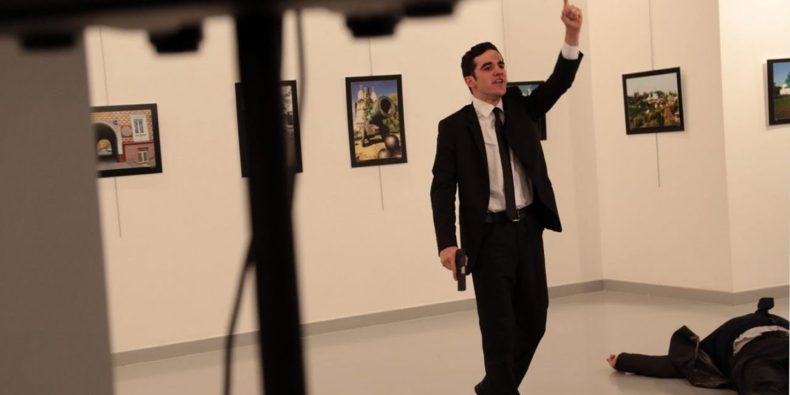 حزب أردوغان يقف وراء اغتيال السفير الروسي في تركيا