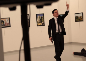 حزب أردوغان يقف وراء اغتيال السفير الروسي في تركيا