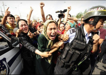 حرب وسائل الإعلام الأمريكية على الصين