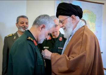 إيران وابتلاع الدواء المر .. مقتل “الحاج قاسم” وسيناريوهات المنطقة