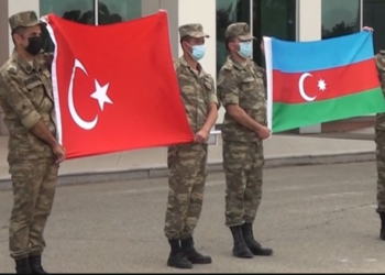 رياليست: تستعد أذربيجان مع تركيا لاستفزاز عسكري واسع النطاق