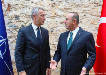 الناتو يدخل على ملف الصراع المحتدم بين أثينا وأنقرة