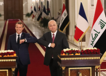 دوافع زيارة ماكرون الى بغداد