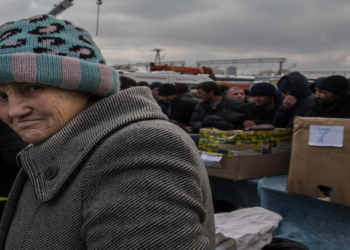 الشعب – لحكومة روسيا: “لا تضايقوا الناس التي تريد العيش و العمل”