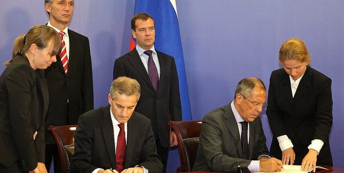 كيف تنازل ميدفيديف عن حقوق روسيا في بحر بارنتس