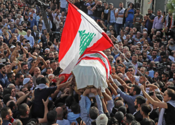 تجدد الثورة في لبنان تحت شعار “الموت واحد بكورونا أو بالفقر”