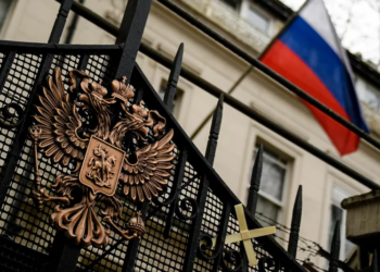 ماذا يعني إعادة إفتتاح السفارة الروسية في ليبيا؟