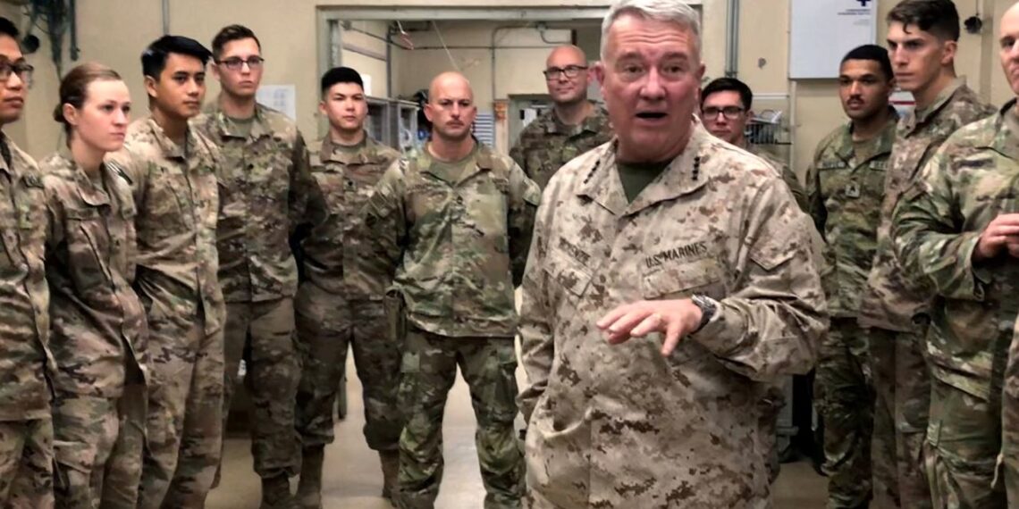 قائد القيادة الوسطى الأميركية، الجنرال كينيث ماكينزي.صورة.الجزيرة