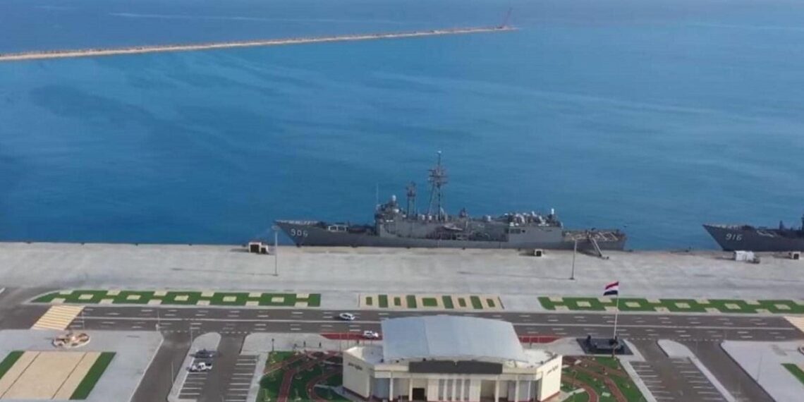 قاعدة 3يوليو.صورة.سكاي نيوز