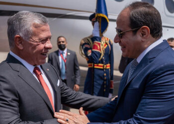 الرئيس المصري عبد الفتاح السيسي، ونظيره الأردني الملك عبدالله الثاني.صورة.CNN