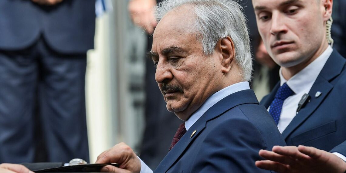 المشير خليفة حفتر قائد الجيش الوطني الليبي.صورة.سبوتنيك