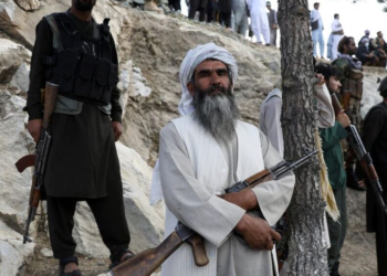 مقاتلين أفغان. صورة. تويتر