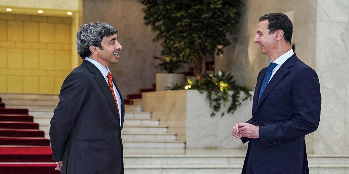 الرئيس السوري بشار الأسد، ووزير الخارجية الإماراتي، عبدالله بن زايد، دمشق.صورة.AFP