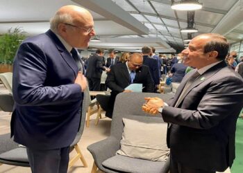 الرئيس المصري عبد الفتاح السيسي، ورئيس الحكومة اللبنانية، نجيب ميقاتي.صورة.الرئاسة المصرية