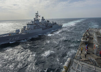 فرقاطة فرنسية.صورة.سبوتنيك