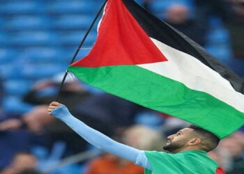 علم فلسطين في احتفالات الجزائر.صورة.تويتر