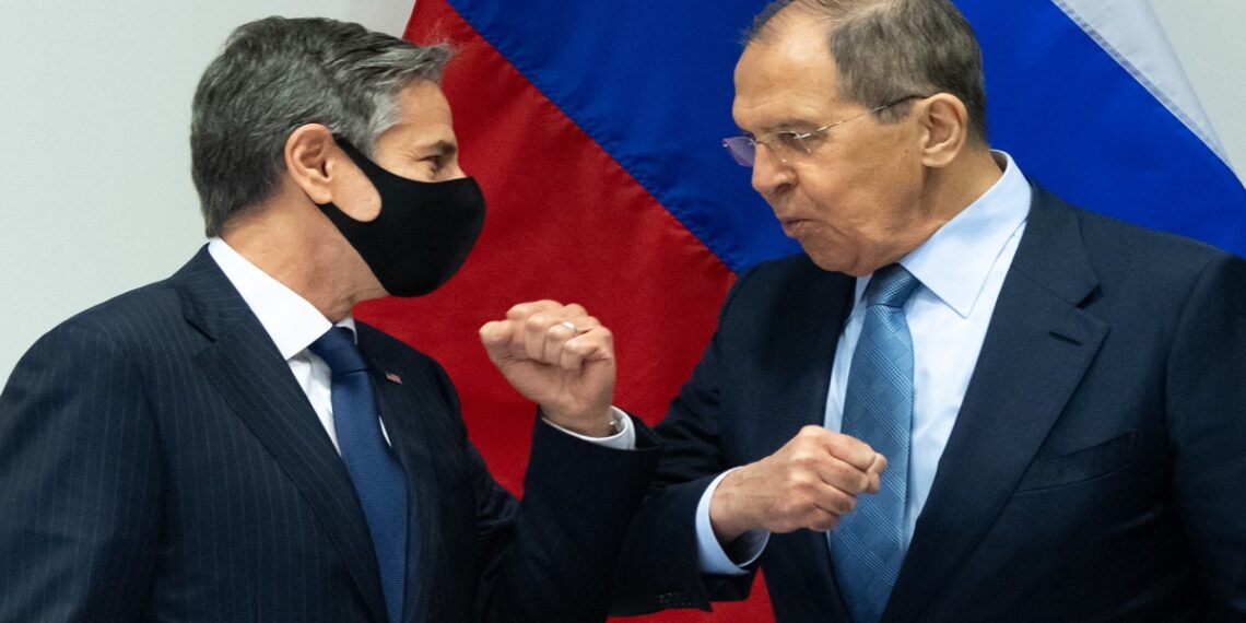 وزير الخارجية الروسي، سيرجي لافروف، ونظيره الأمريكي، أنتوني بلينكن.صورة.CNN