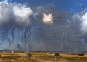 جانب من المناورات الروسية على الحدود مع أوكرانيا.صورة.AFP