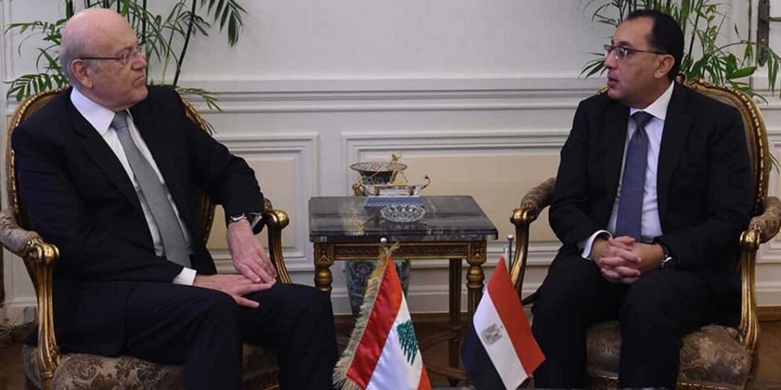 رئيس الوزراء المصري، مصطفى مدبولي، ونظيره اللبناني، نجيب ميقاتي.صورة.EGYPTIANCABINET