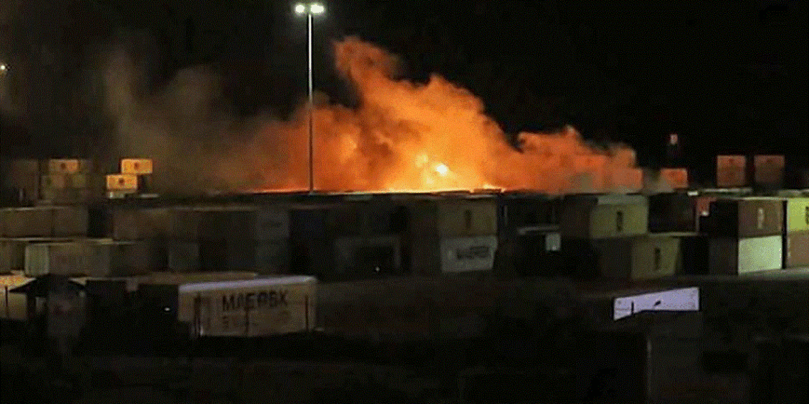 جانب من أضرار استهداف ميناء اللاذقية.صورة.الجزيرة