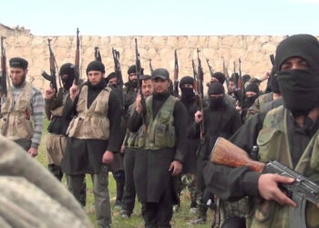 التنظيمات الإرهابية الأجنبية في الشمال السوري.صورة.الخليج أونلاين