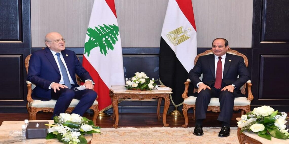 الرئيس المصري، عبدالفتاح السيسي، ورئيس حكومة لبنان، نجيب ميقاتي في شرم الشيخ.صورة.الرئاسة المصرية