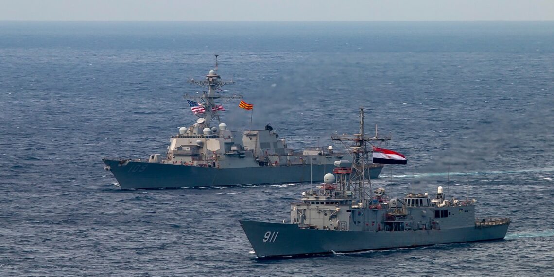 تدريبات مصرية أمريكية في البحر الأحمر.صورة.تويتر