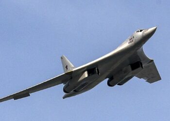 قاذفة تو يو-160 الاستراتيجية الروسية.صورة.سبوتنيك