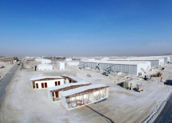 قاعدة الظفرة الجوية بالإمارات.صورة.ويكبيديا