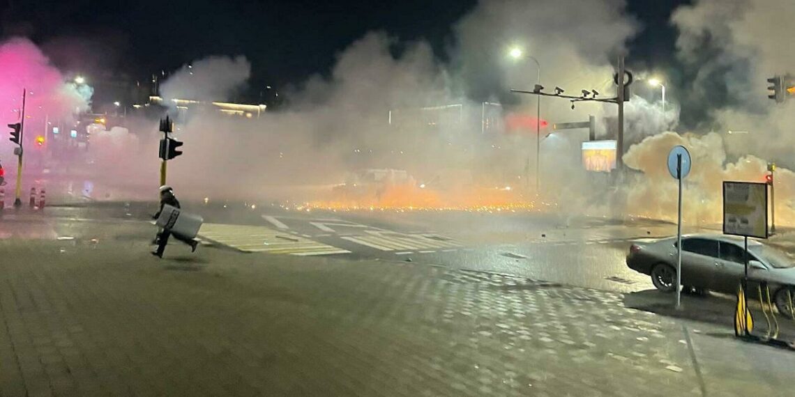 الاحتجاجات في كازاخستان والعين على موسكو