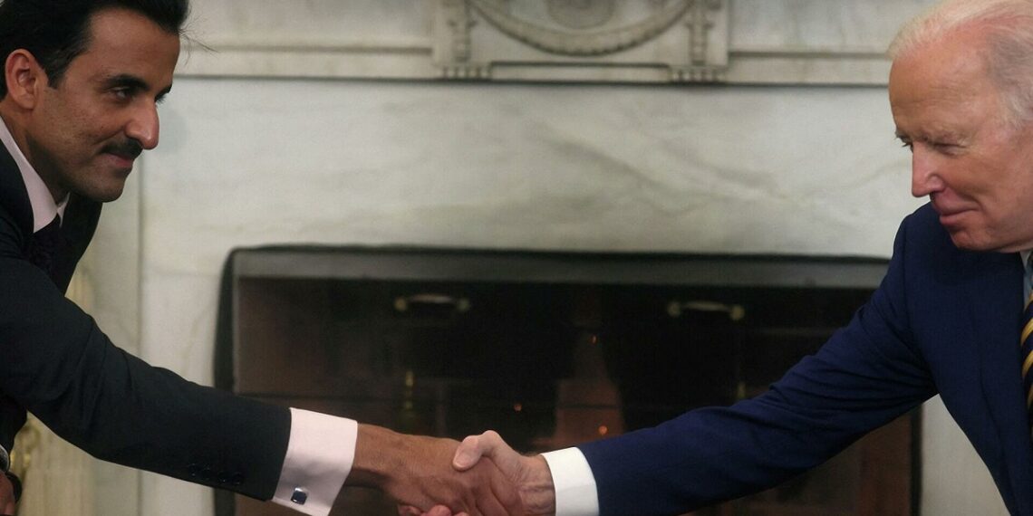 الرئيس الأمريكي جوزيف بايدن،أمير قطر الشيخ تميم بن حمد آل ثاني.صورة.سبوتنيك