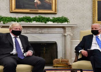 الرئيس الأمريكي، جوزيف بادين، ورئيس الوزراء البريطاني، بوريس جونسون.صورة.فرانس 24