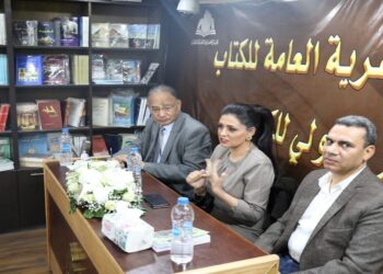 الكاتبة شيرين هلال.صورة.رياليست