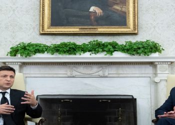 الرئيس الأمريكي، جو بايدن، ونظيره الأوكراني، فلوديمير زيلنيسكي.صورة.سبوتنيك