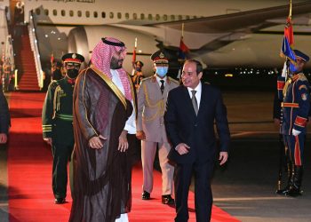 السيسي يستقبل محمد بن سلمان . صورة . CNN