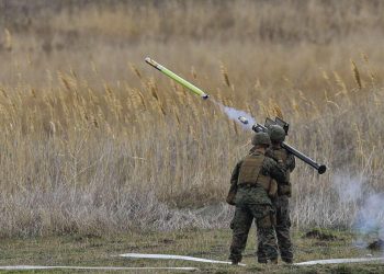 جانب من الأسلحة الغربية إلى أوكرانيا . صورة. رويترز