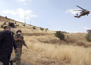 وزير الدفاع التركي، خلوصي أكار شمال العراق.صورة.سبوتنيك