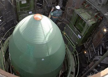 محاولات إيران لامتلاك أسلحة نووية