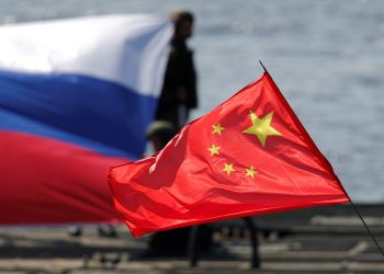 علما الصين وروسيا . صورة . أرشيفية