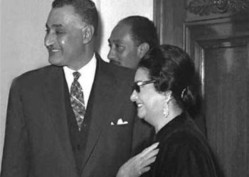 أم كلثوم وجمال عبد الناصر.صورة.تويتر