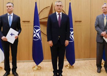 فنلندا والسويد وطلب الانضمام إلى حلف الناتو