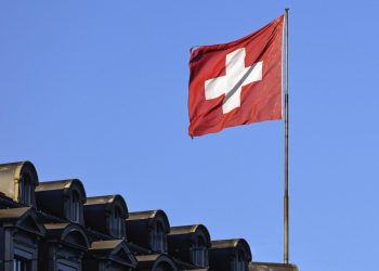 سويسرا تحجب الأصول الروسية