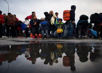 لاجئون سوريون في أوروبا.صورة.تويتر