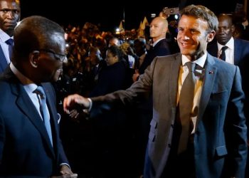 زيارة ماكرون للكاميرون.. الواقع والتوقعات