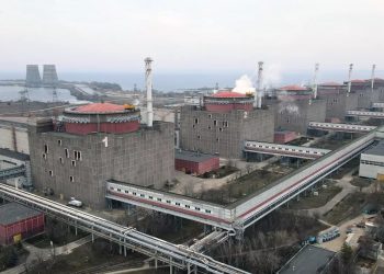 محطة الطاقة الكهرومائية في نوفايا كاخوفكا.صورة.سبوتنيك